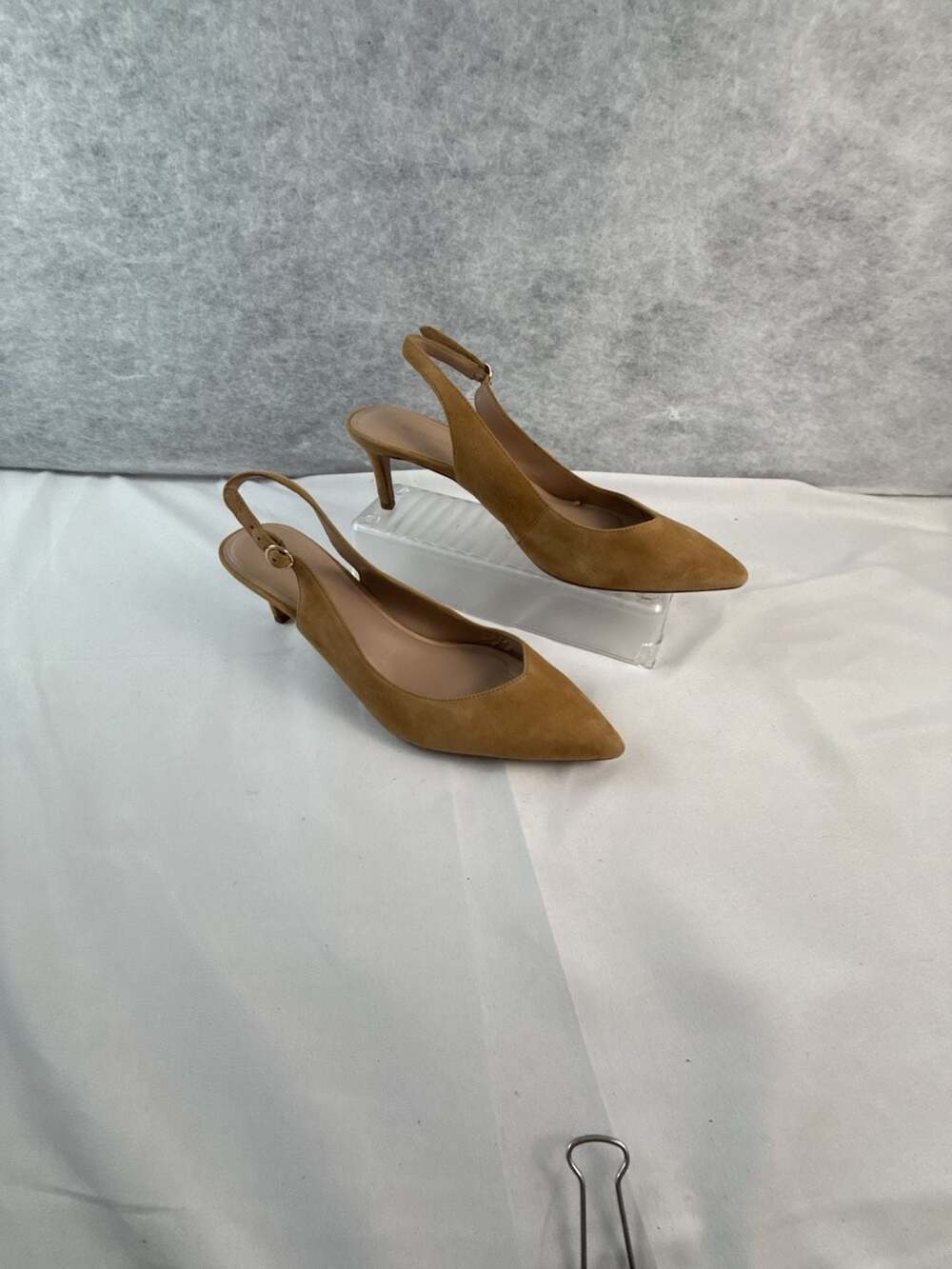 Banana Republic Tan Suede Pointed Toe Slingback Kitten Heels